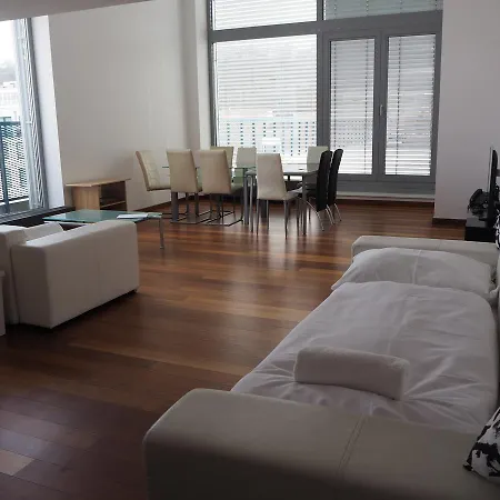 Kings Apartments