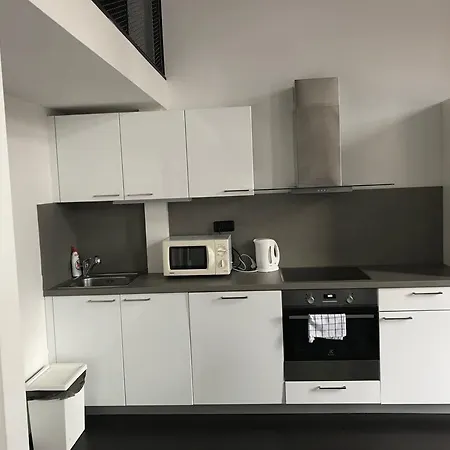 Kings Apartments Apartment